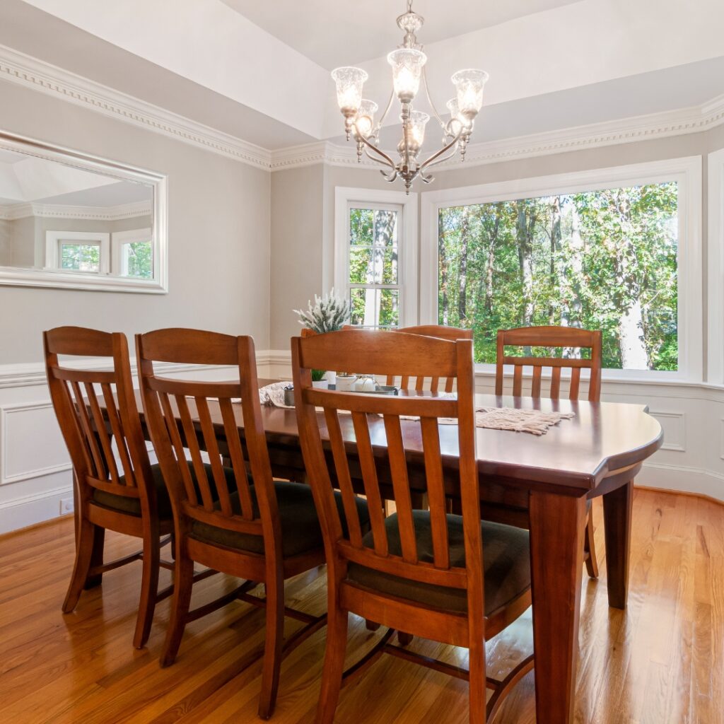 image of a dining room table